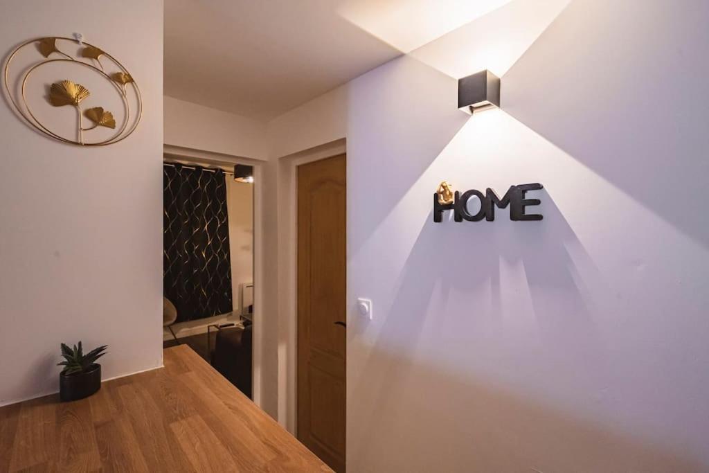 Ferienwohnung La "Taniere" Pour 6 Personnes Isles-sur-Suippe Exterior foto