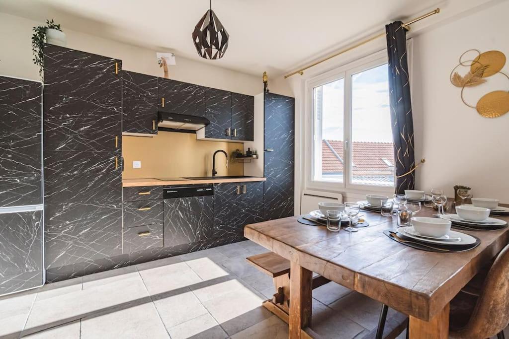 Ferienwohnung La "Taniere" Pour 6 Personnes Isles-sur-Suippe Exterior foto